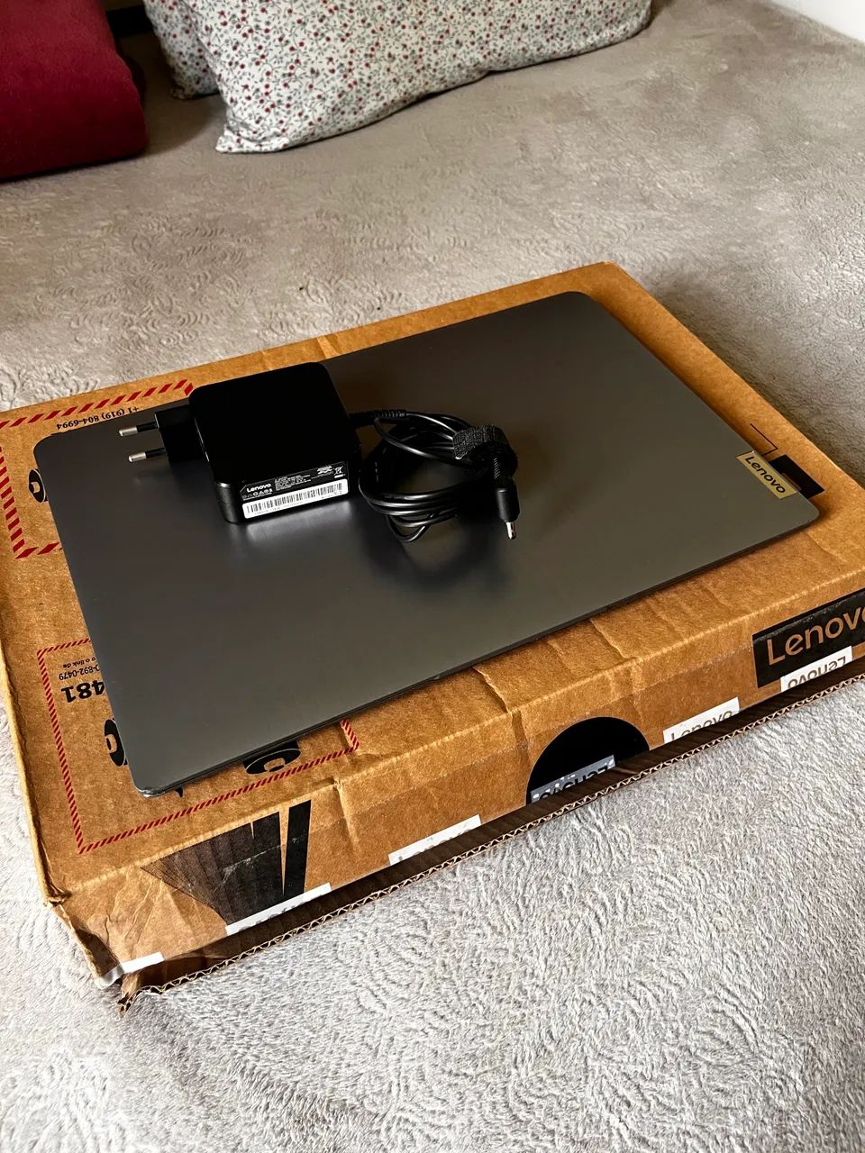 Notebook Lenovo Ryzen 5 