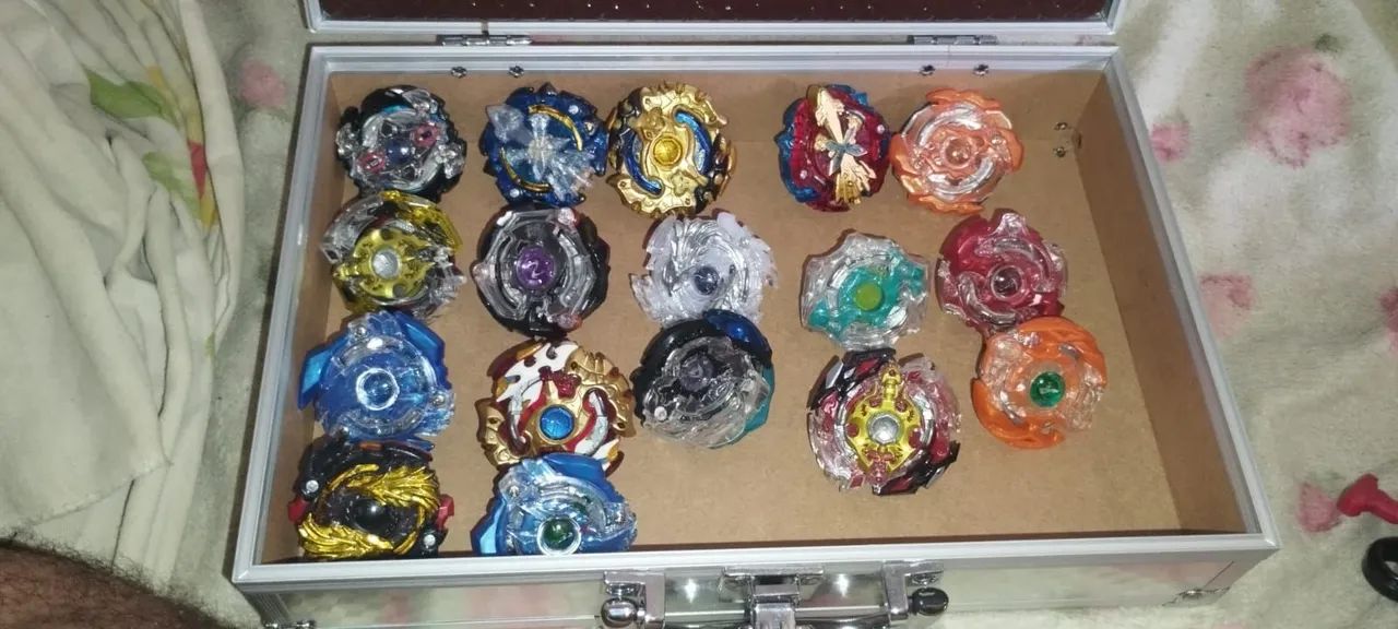 Beyblade Burst  - Foto 2