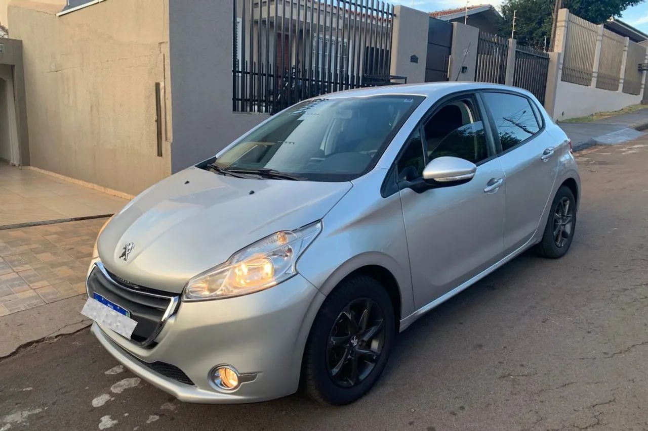 Peugeot 208 Active/active Pack 1.5 Flex 8V 5P 2014 - Foto 3
