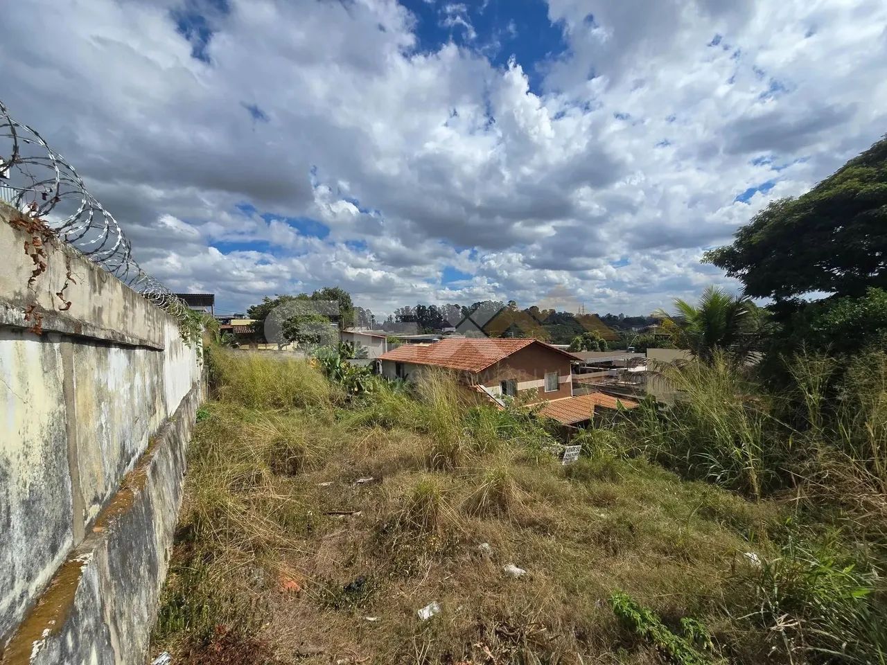 Lote à venda no bairro Interlagos com 360 m². - Foto 10