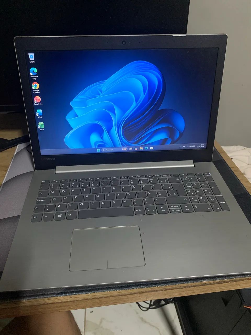 Notebook Lenovo 80YH