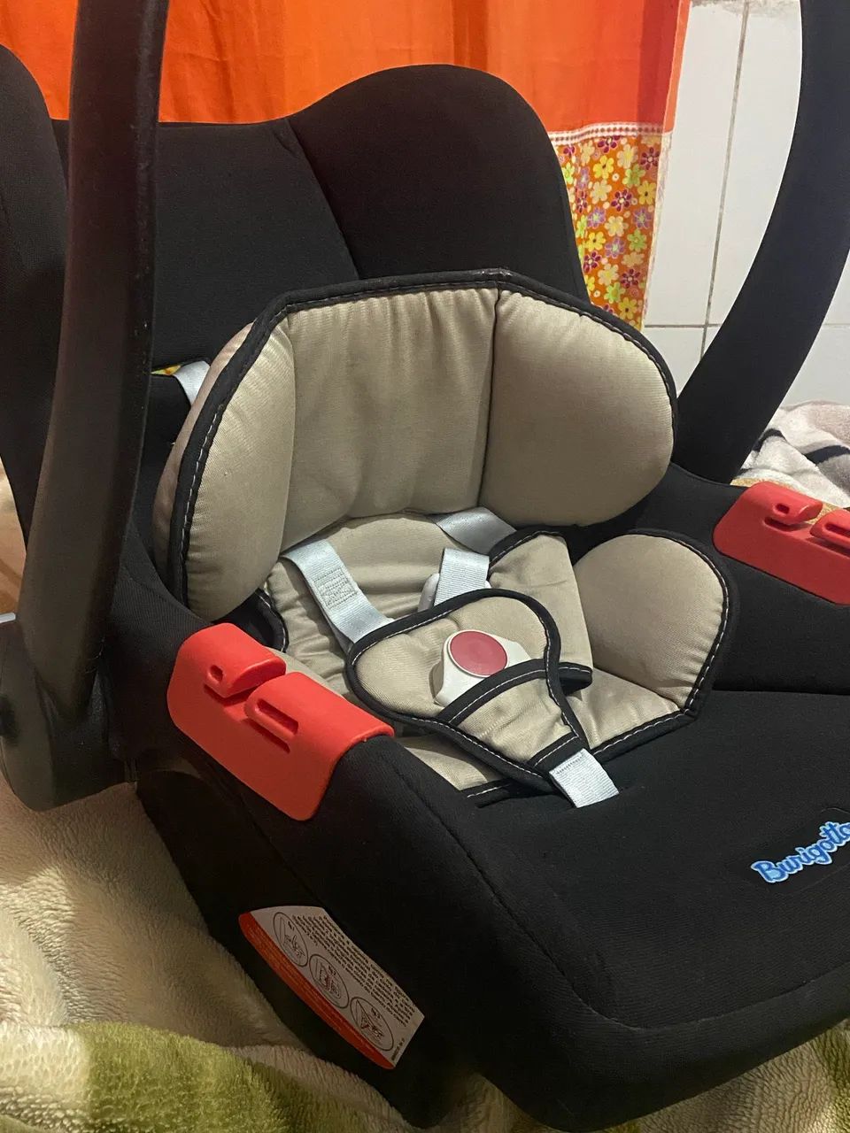Bebê conforto pouco usado 