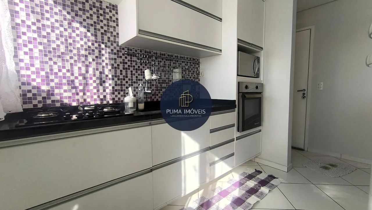 Apartamento impecável - todo mobiliado !! Confira.