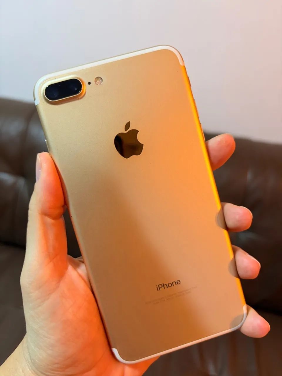 iPhone 7 Plus Gold de 128GB em perfeito estado - Foto 2