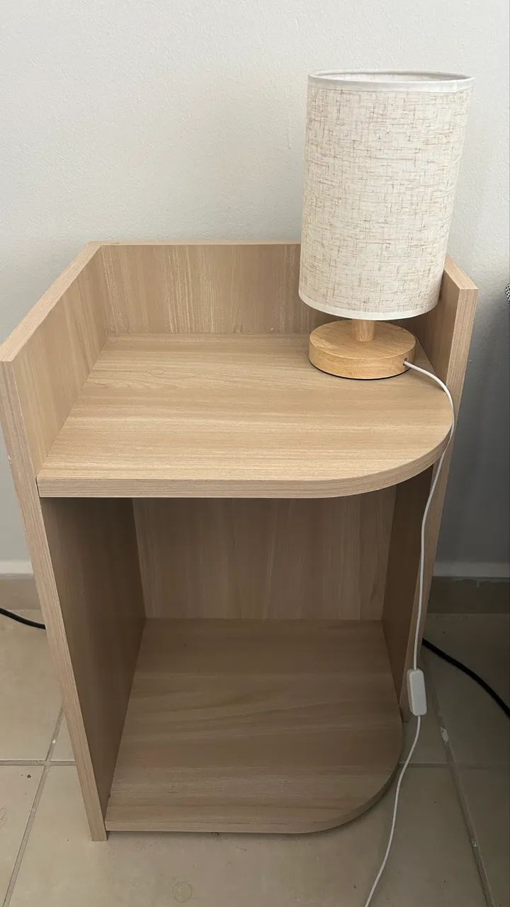 Mesa de cabeceira