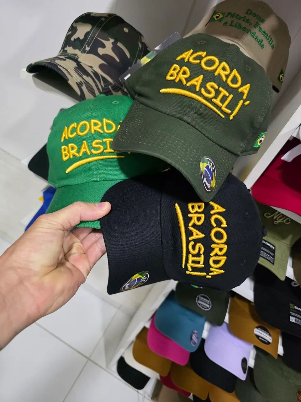 BONÉ DEUS, PÁTRIA E FAMÍLIA  - Foto 2