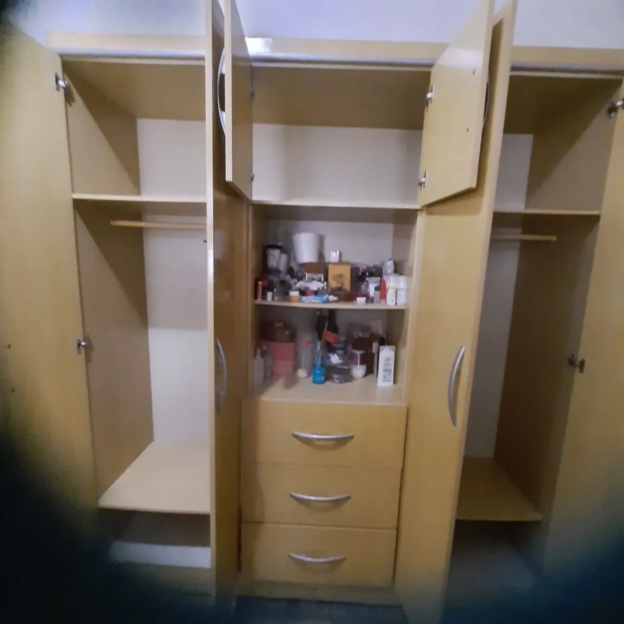 Guarda roupa casal 