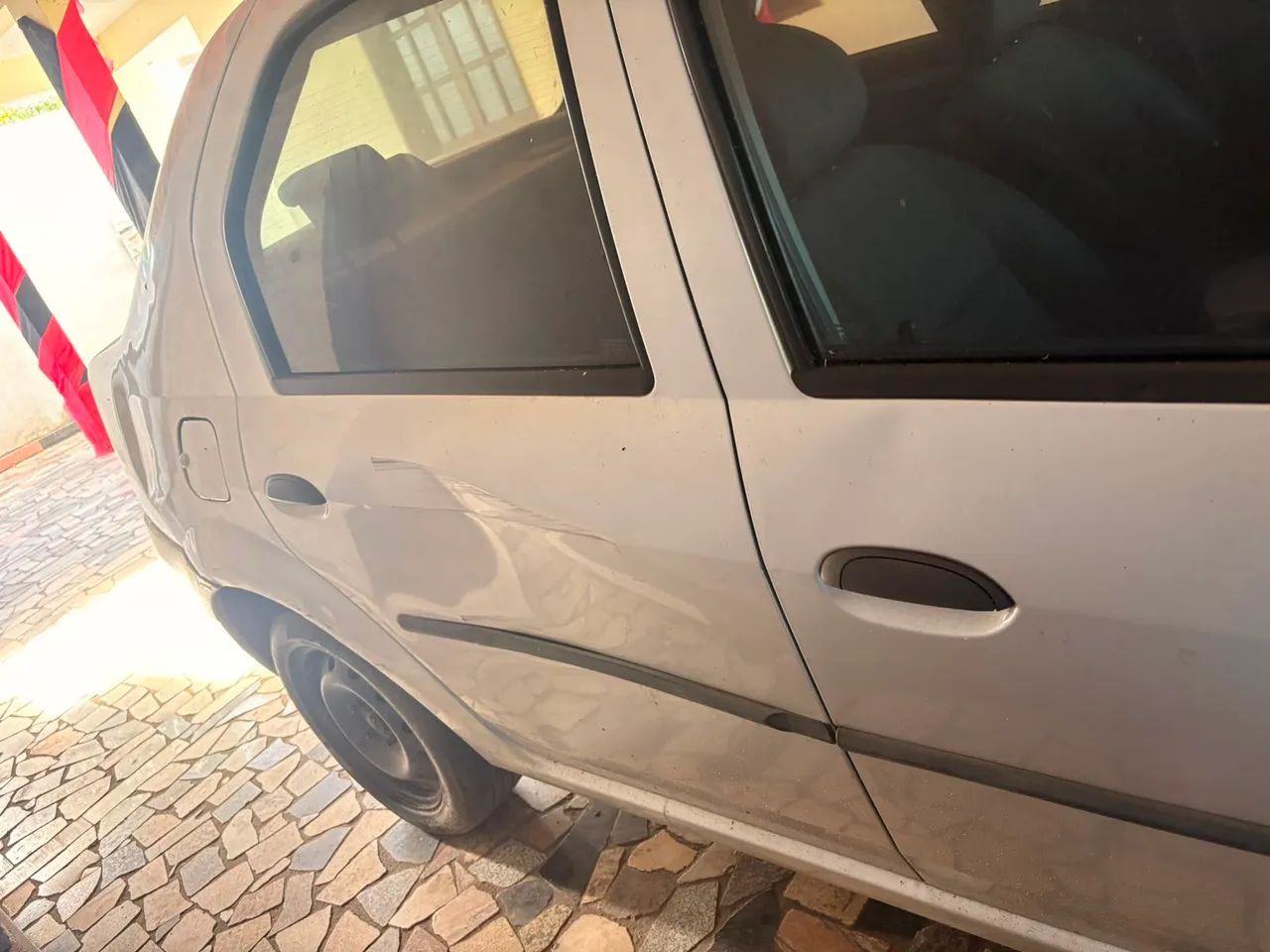 Renault Logan Expression Hi-flex 1.6 8V 4P 2010 - Foto 3