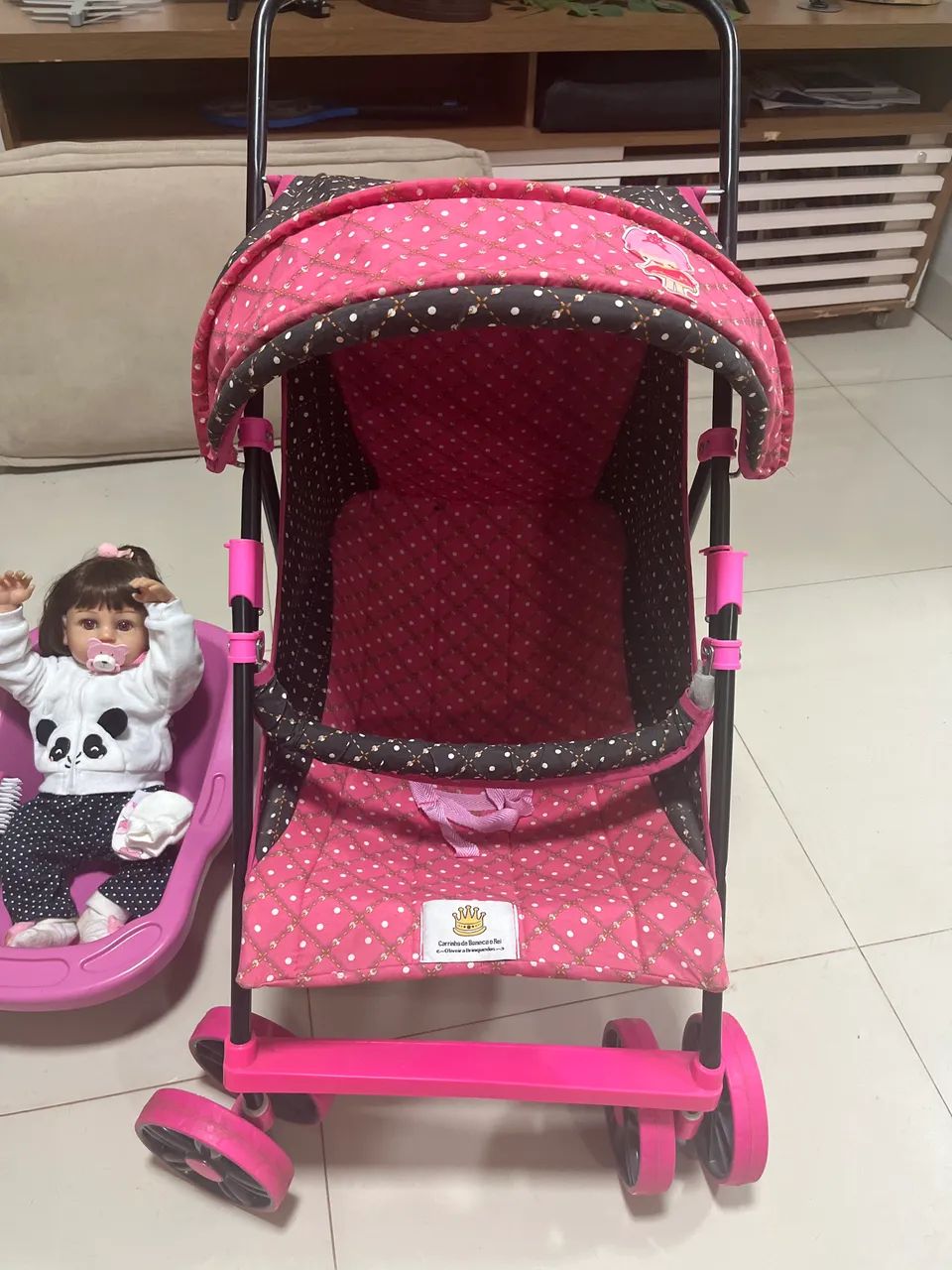 Kit Boneca Reborn com Carrinho, roupas e fraldas * - Foto 2