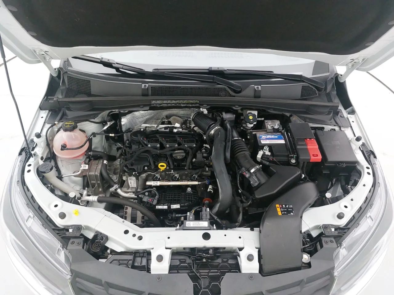 Chevrolet Onix Sedan Plus Premier 1.0 12V TB Flex Aut. 4P, foto 10 de 18