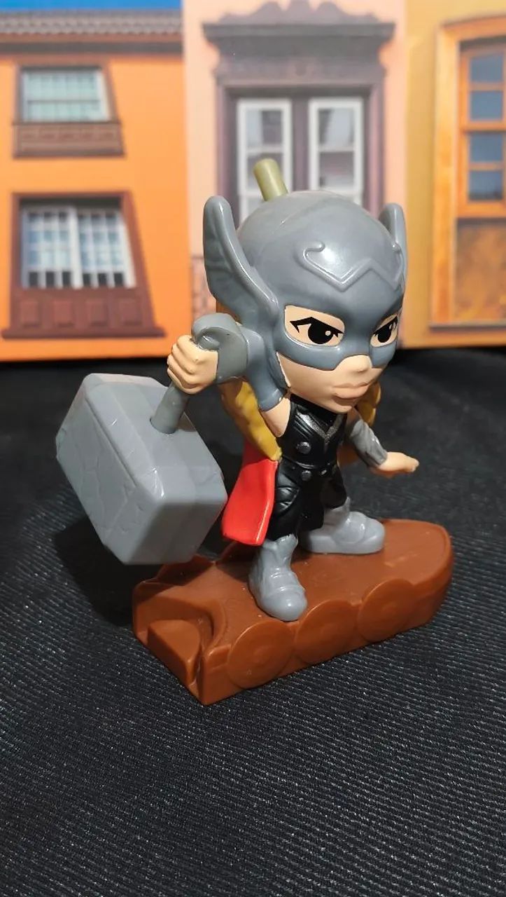 Conjunto Premium Thor ? Miniaturas e Capacete Viking Decorativo - Foto 5