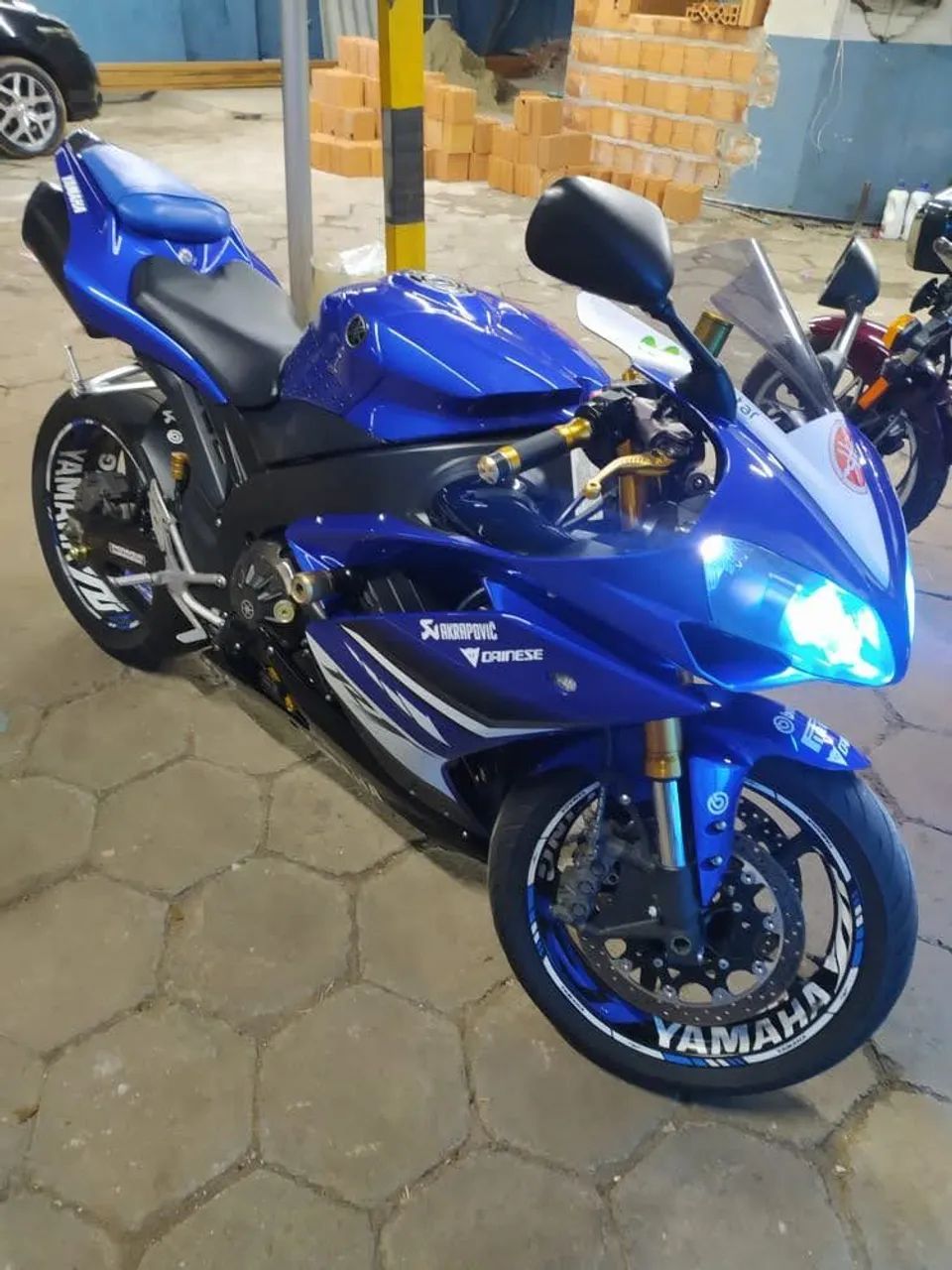 R1 2008