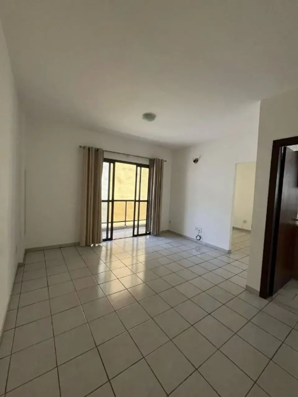 Apartamento Pronto para Morar no Centro de Taubaté  3 Dormitórios e Varanda - Foto 3