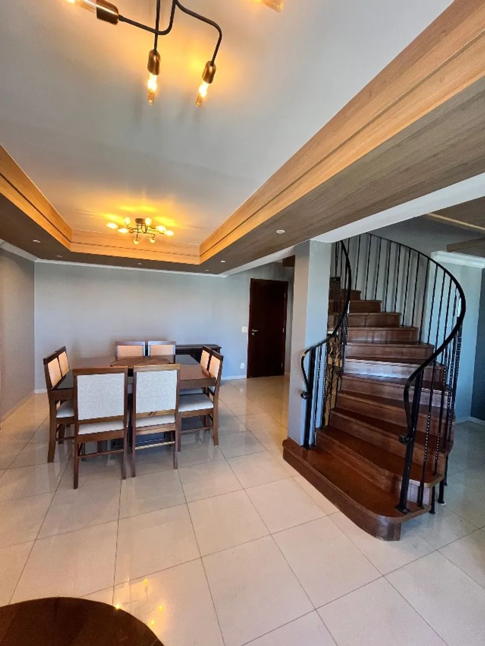 Cobertura duplex, com piscina, 4 quartos, 3 suítes no centro de Dourados - Foto 3
