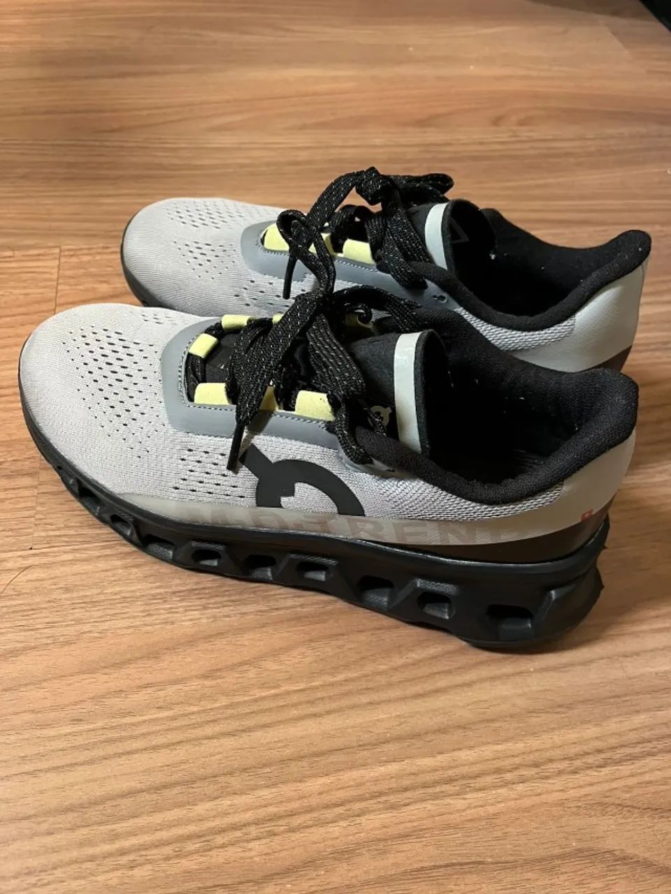 Tenis 38