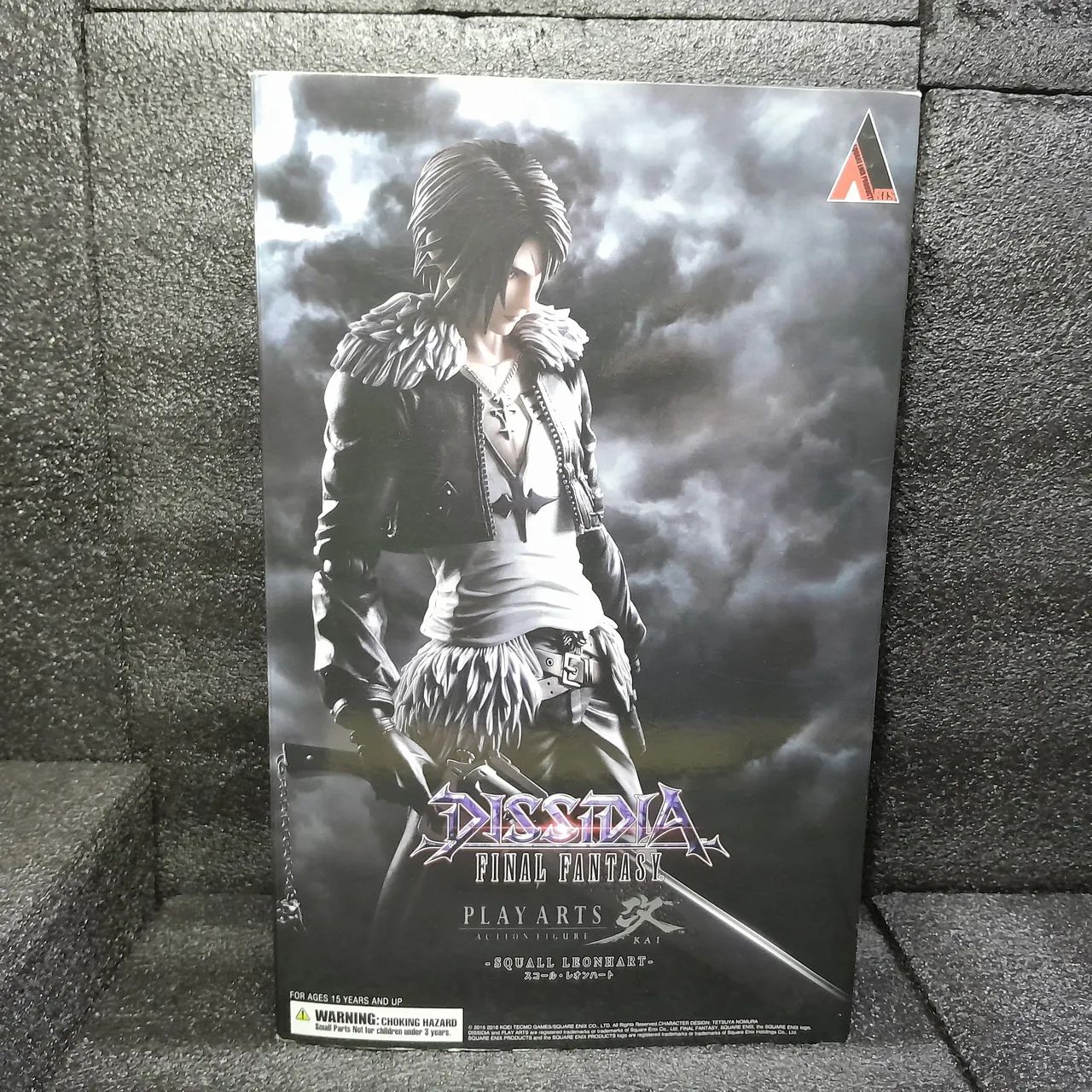 Play Arts Kai Squall Leonhart Final Fantasy 8 Original Lacrado