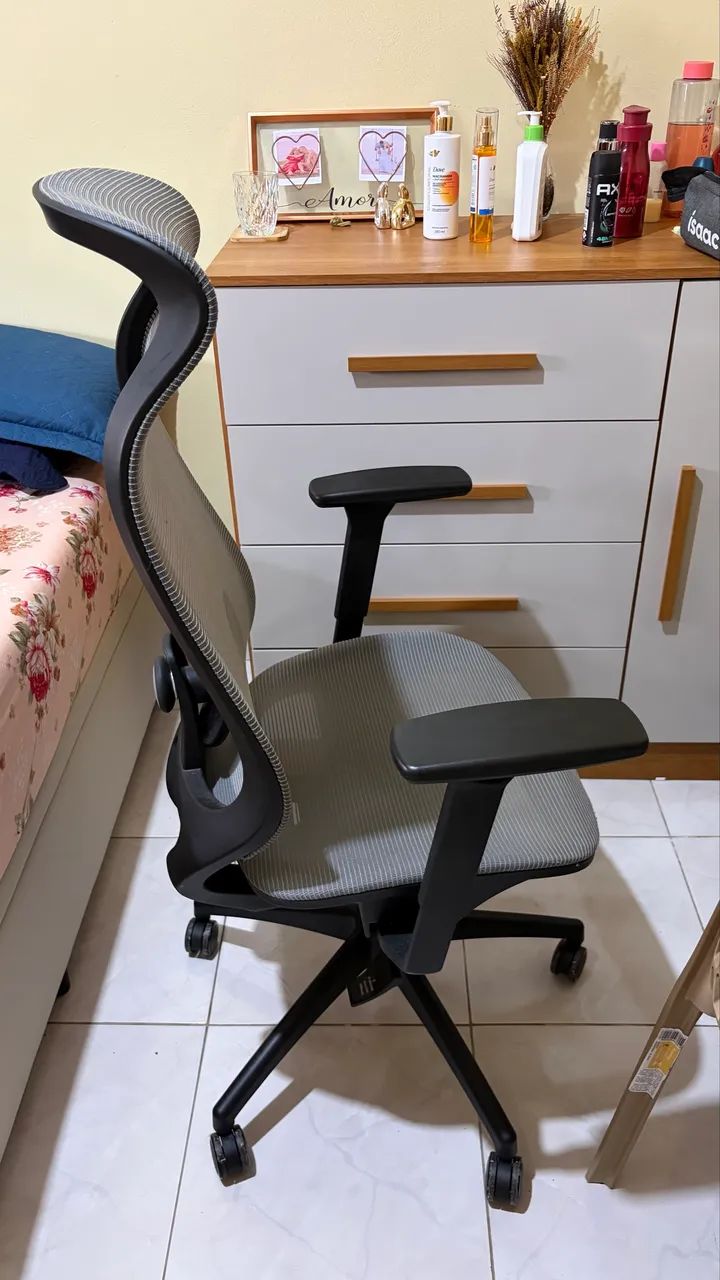 Cadeira de escritório - Foto 2
