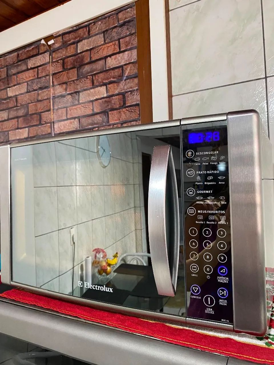 Forno micro-ondas Electrolux  31litros - Foto 2