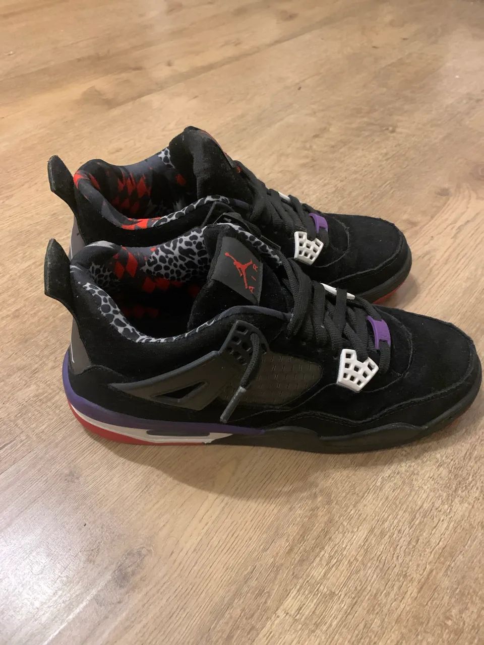 Tenis jordan 4 