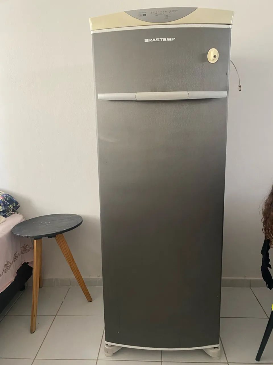 Freezer vertical e geladeira  - Foto 5