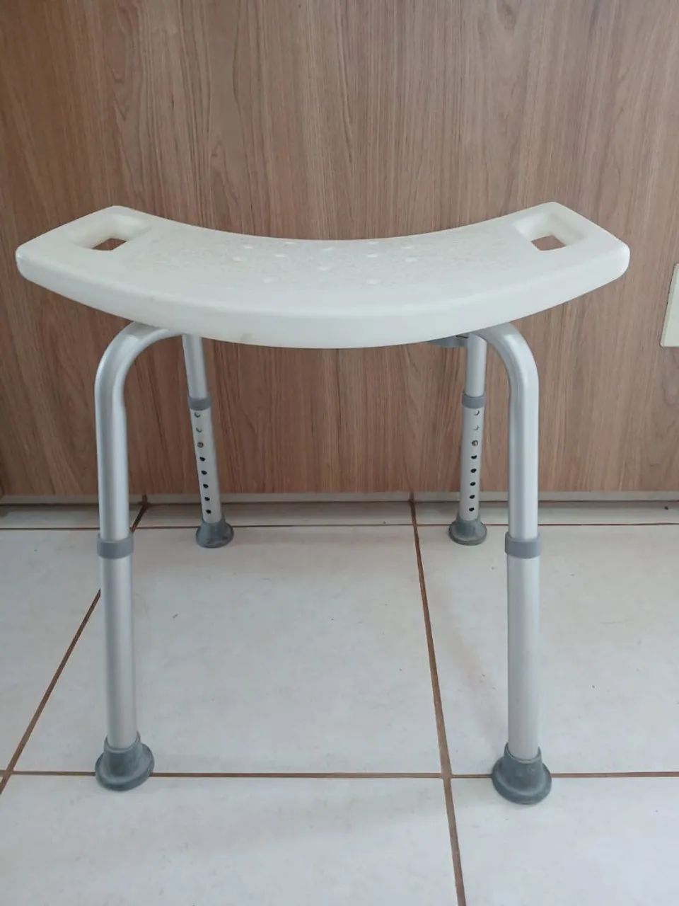 Bath Bench (Adjustable)65204101673345121