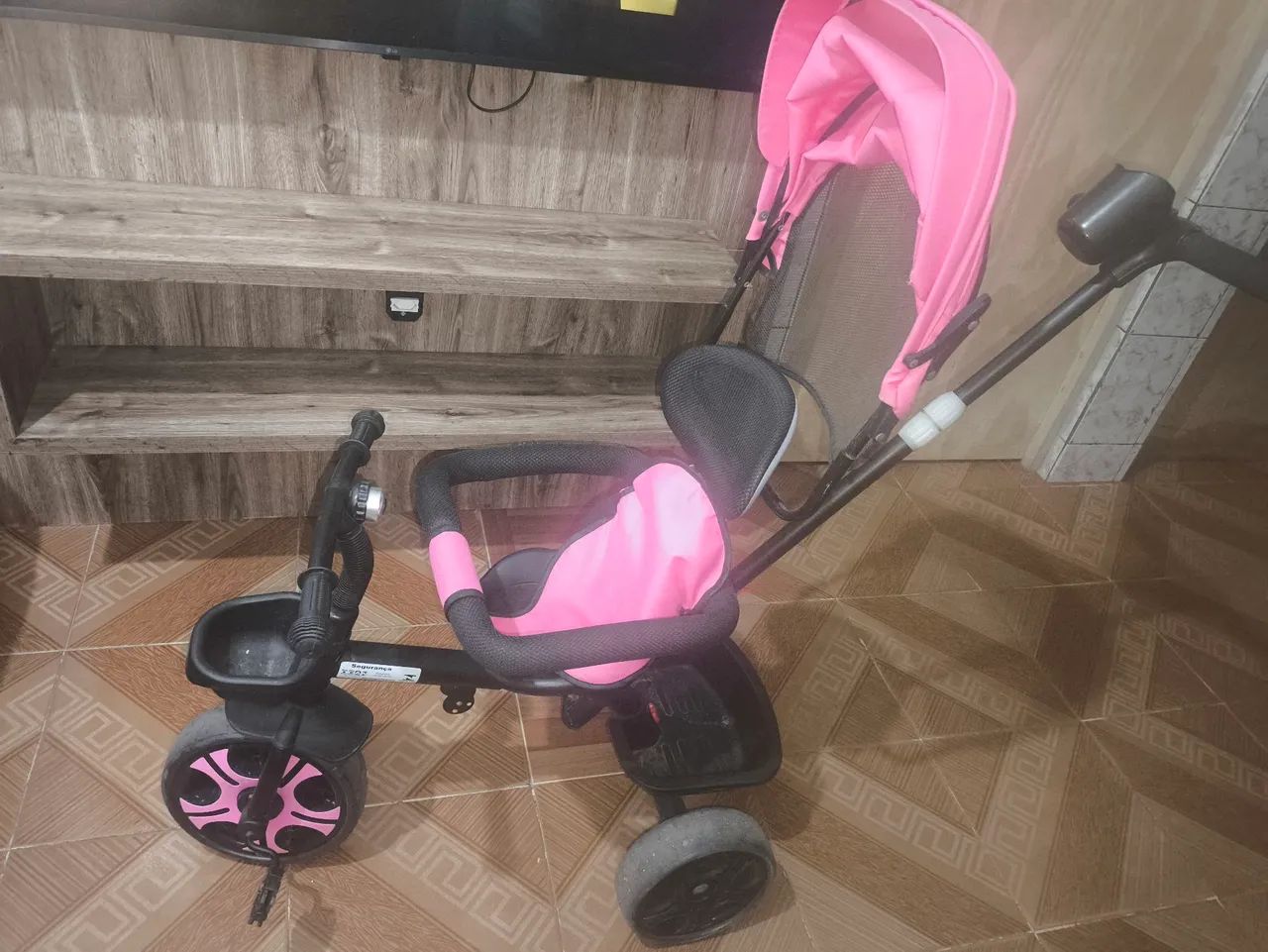 Triciclo infantil seminovo - Foto 4