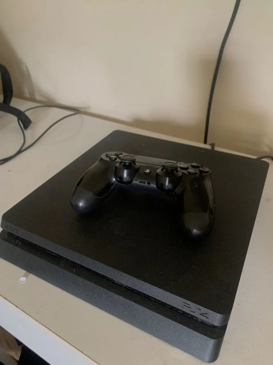 PlayStation 4 Slim - Foto 2