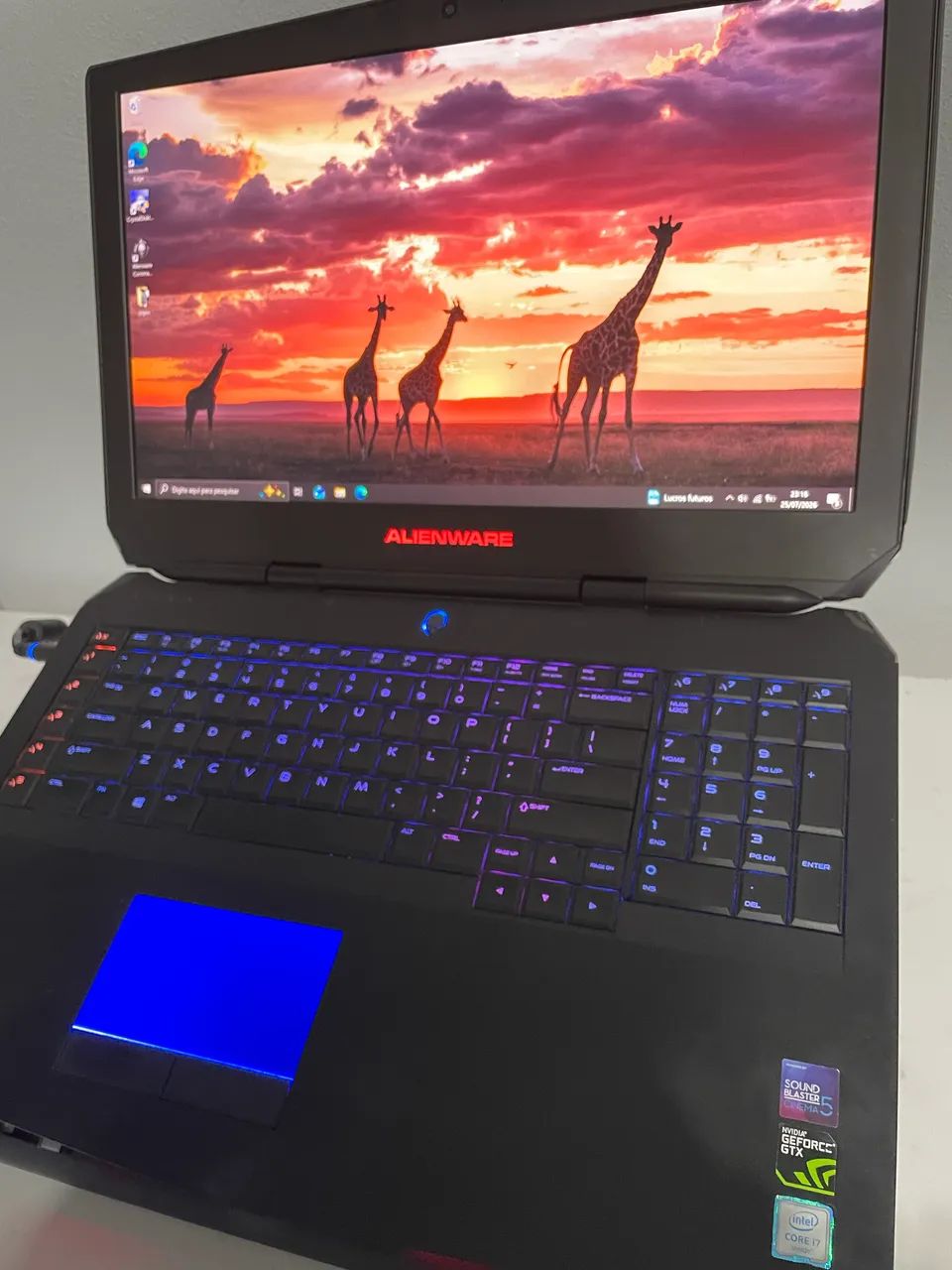 Notebook Gamer AlienWare 17 polegadas 4k - Foto 2