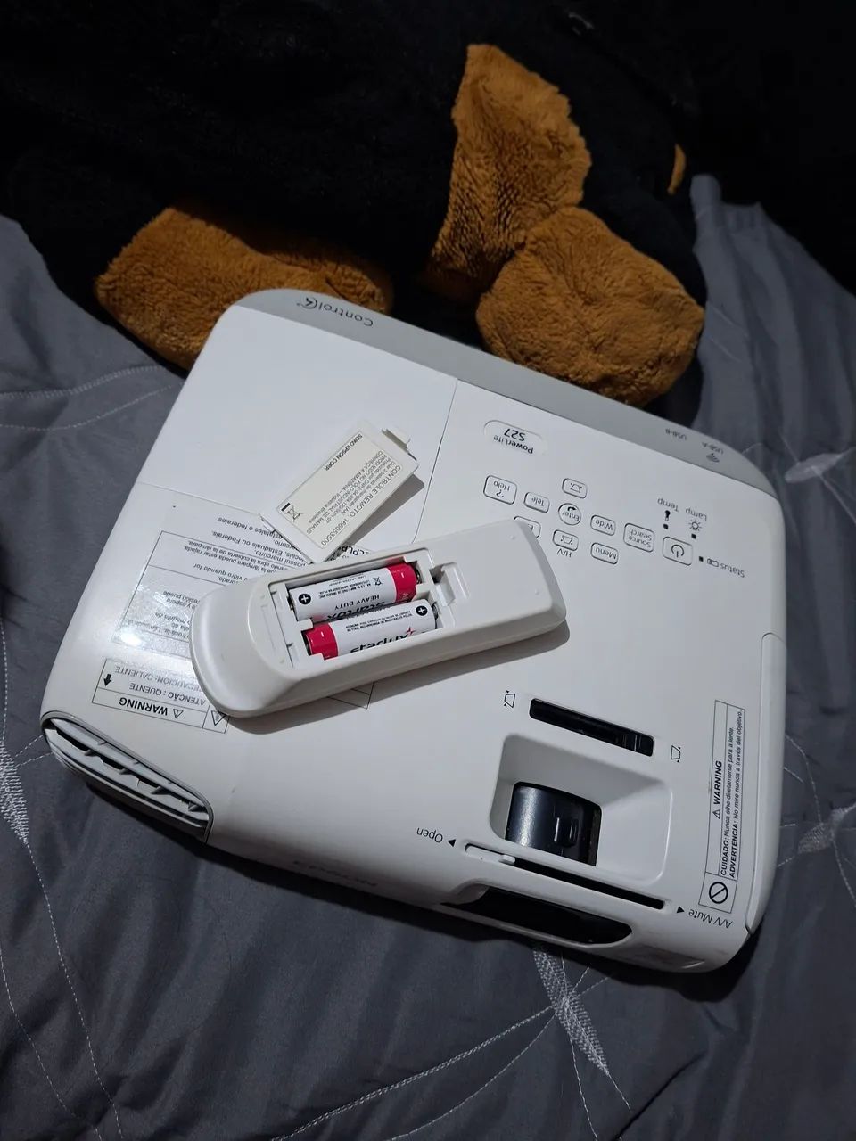 Projetor epson S27 valor 2.000 