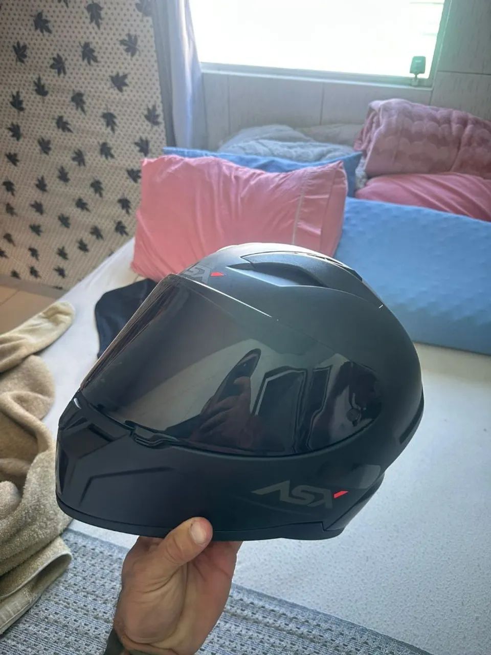 Capacete asx 600 Reias acompanha o Intercomunicador.