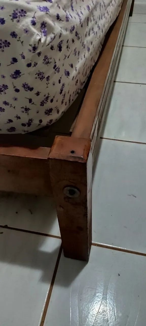 Cama madeira maciça entalhada - Foto 3