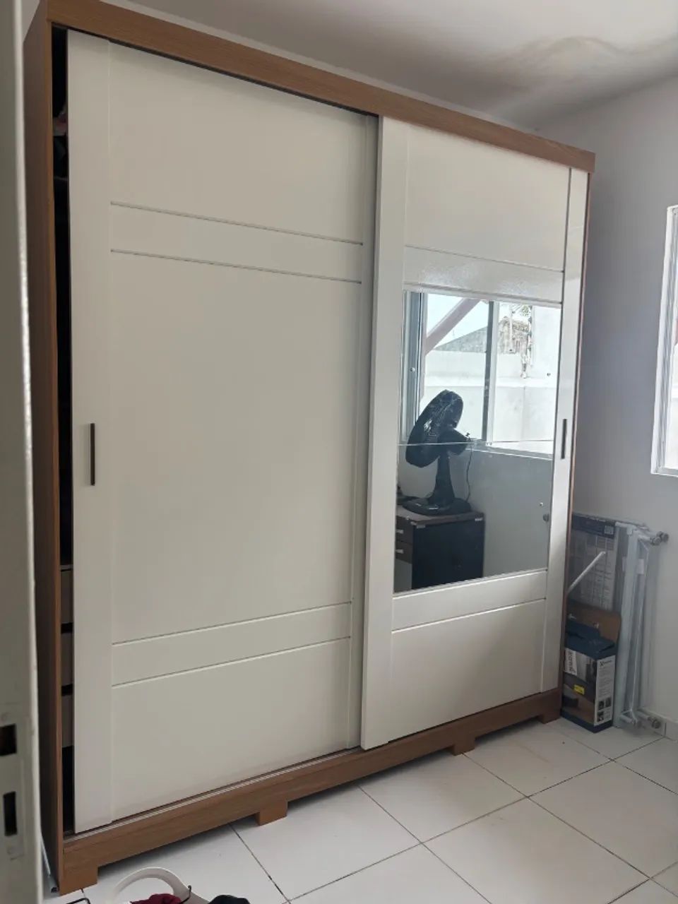 Guarda roupa duas portas 2,20 mdf 