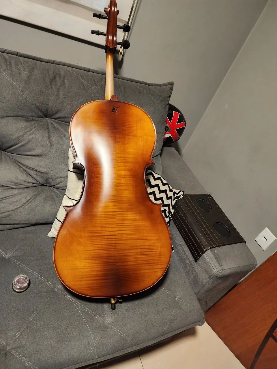 Violoncelo Tokai c400f Madeiras nobres. - Foto 5