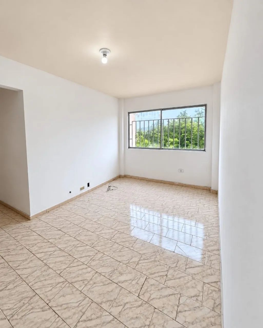 Excelente Apartamento de 2 Quartos - Campo Grande