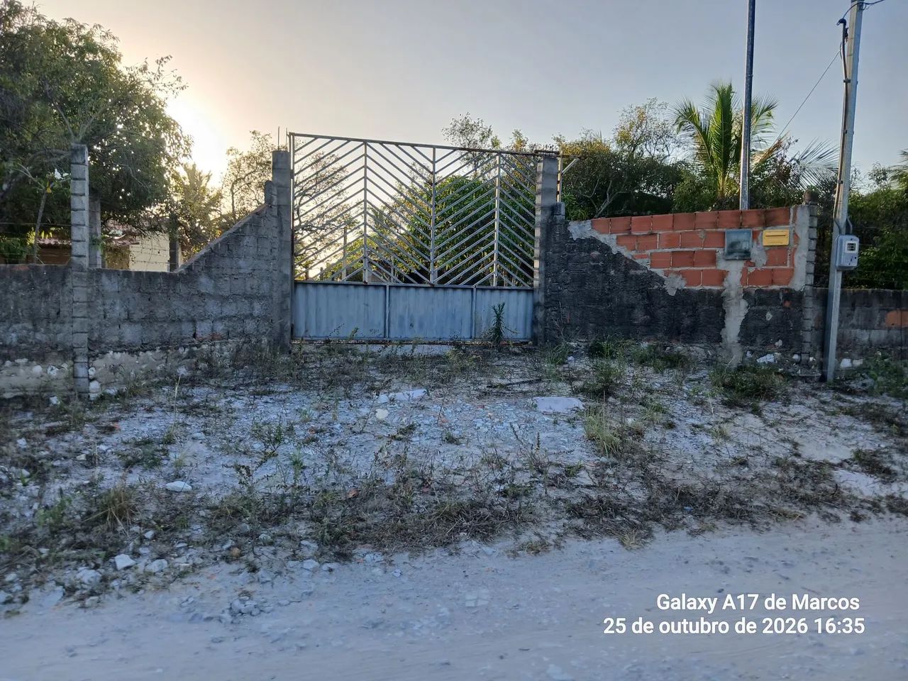 Sítio próximo a Barra dos Coqueiros 