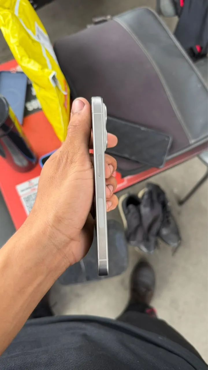 IPHONE 15 PRO - Foto 3