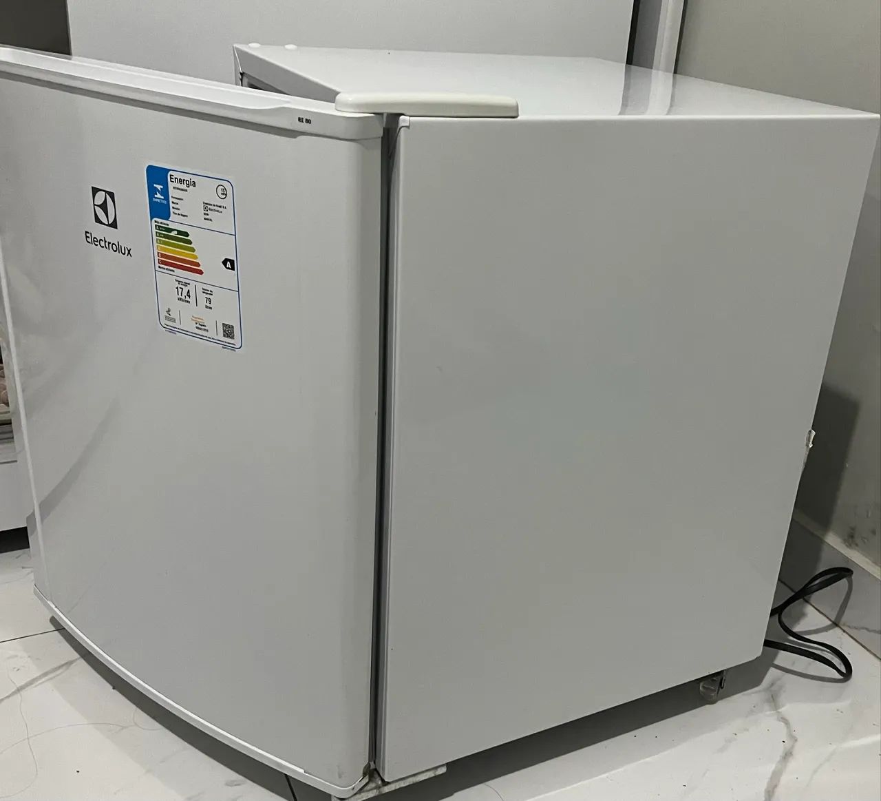 Frigobar Eletrolux 79L  - Foto 2