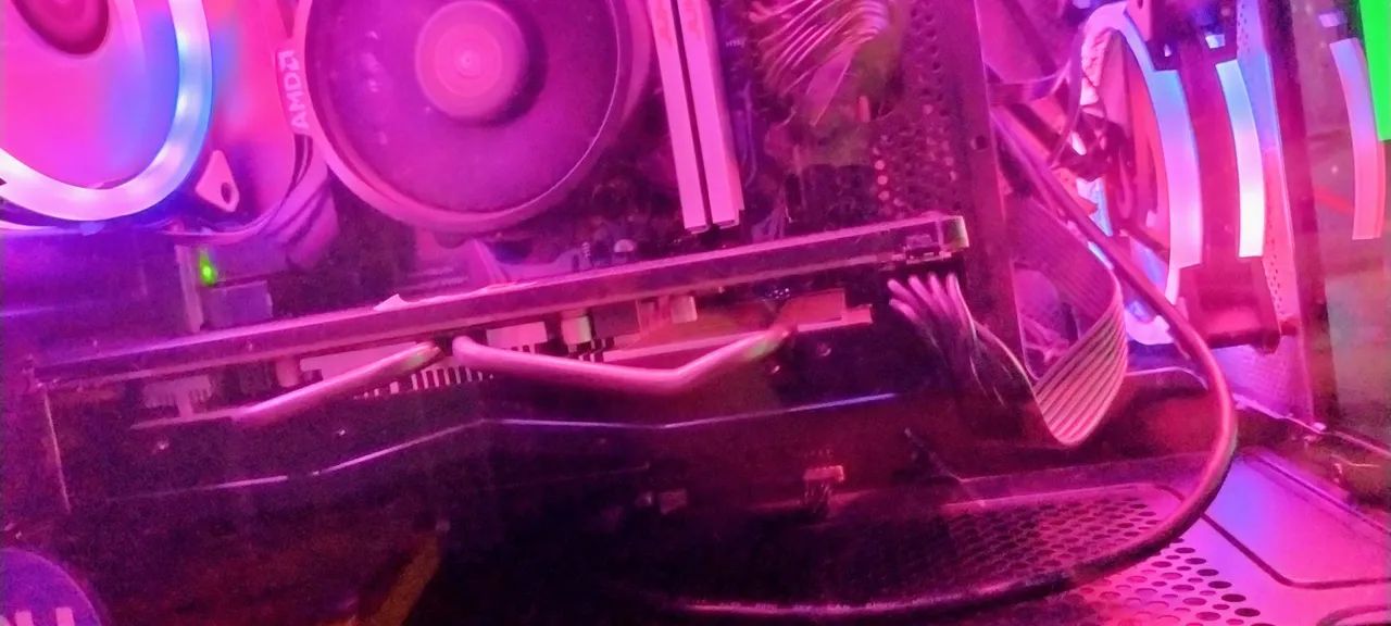 RX 580 2048SP 8GB SOYO em excelente estado de conservação - Foto 4