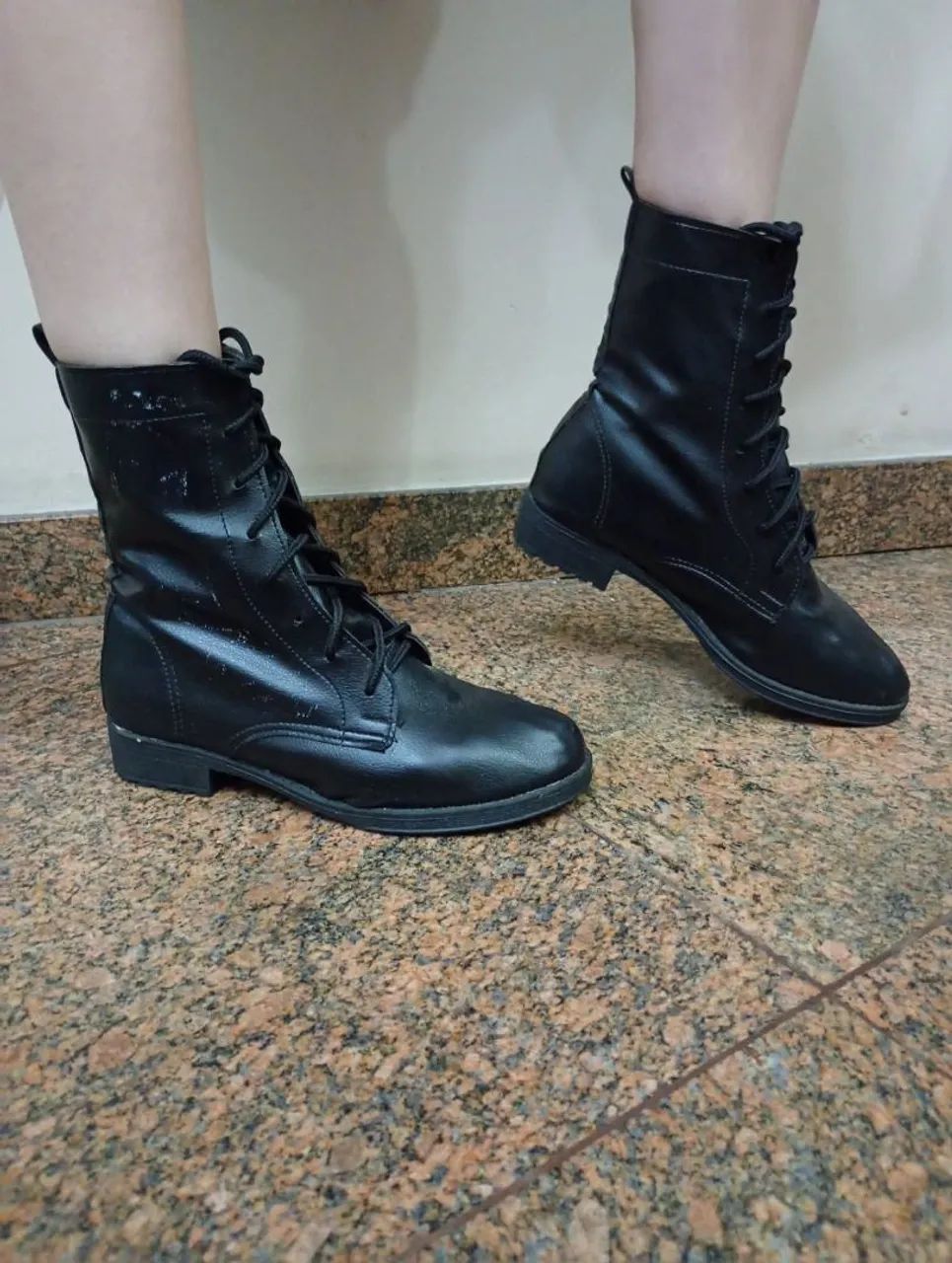  Bota Coturno número 34  - Foto 5