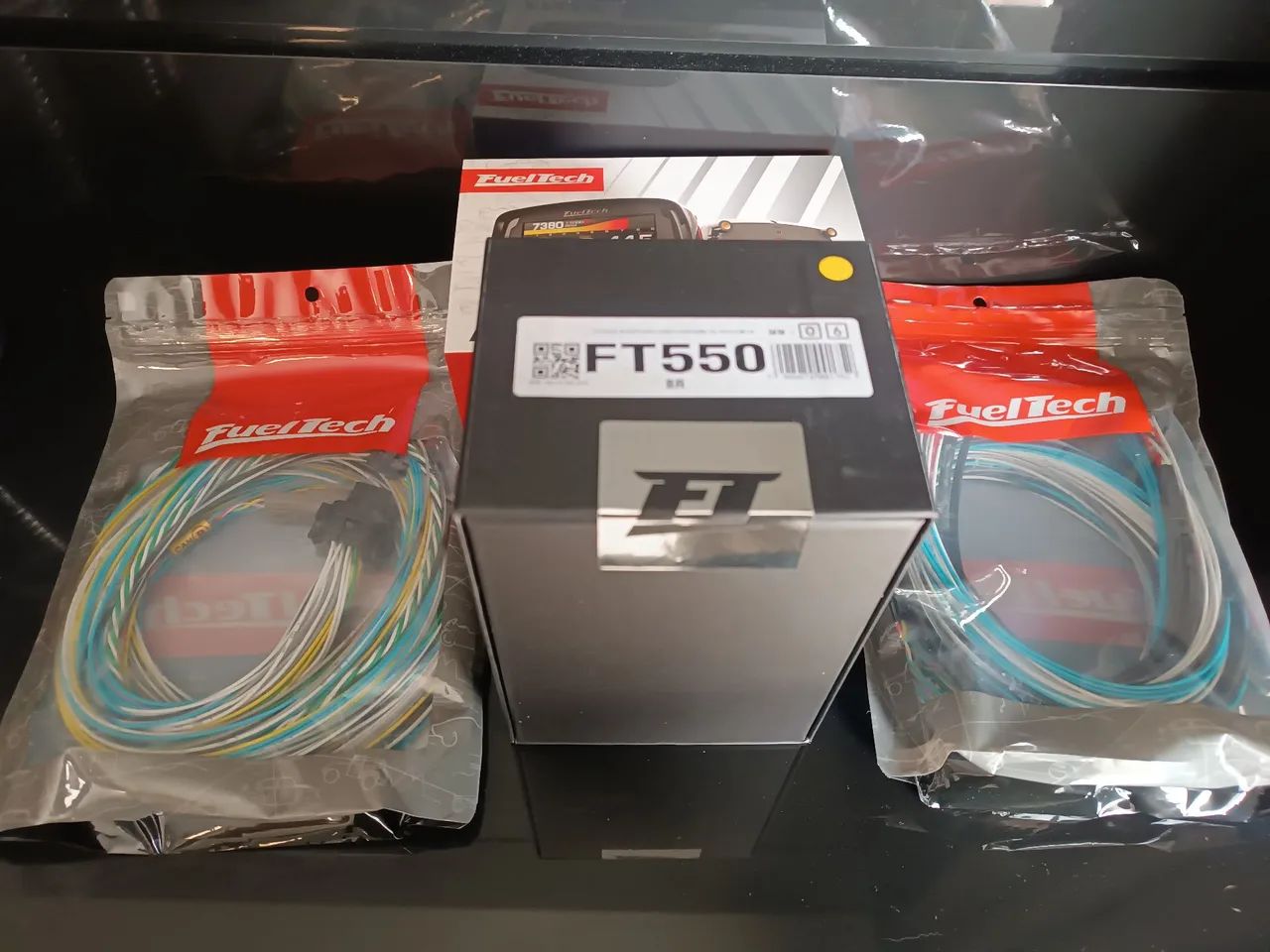 Fueltech ft550 com chicotes 