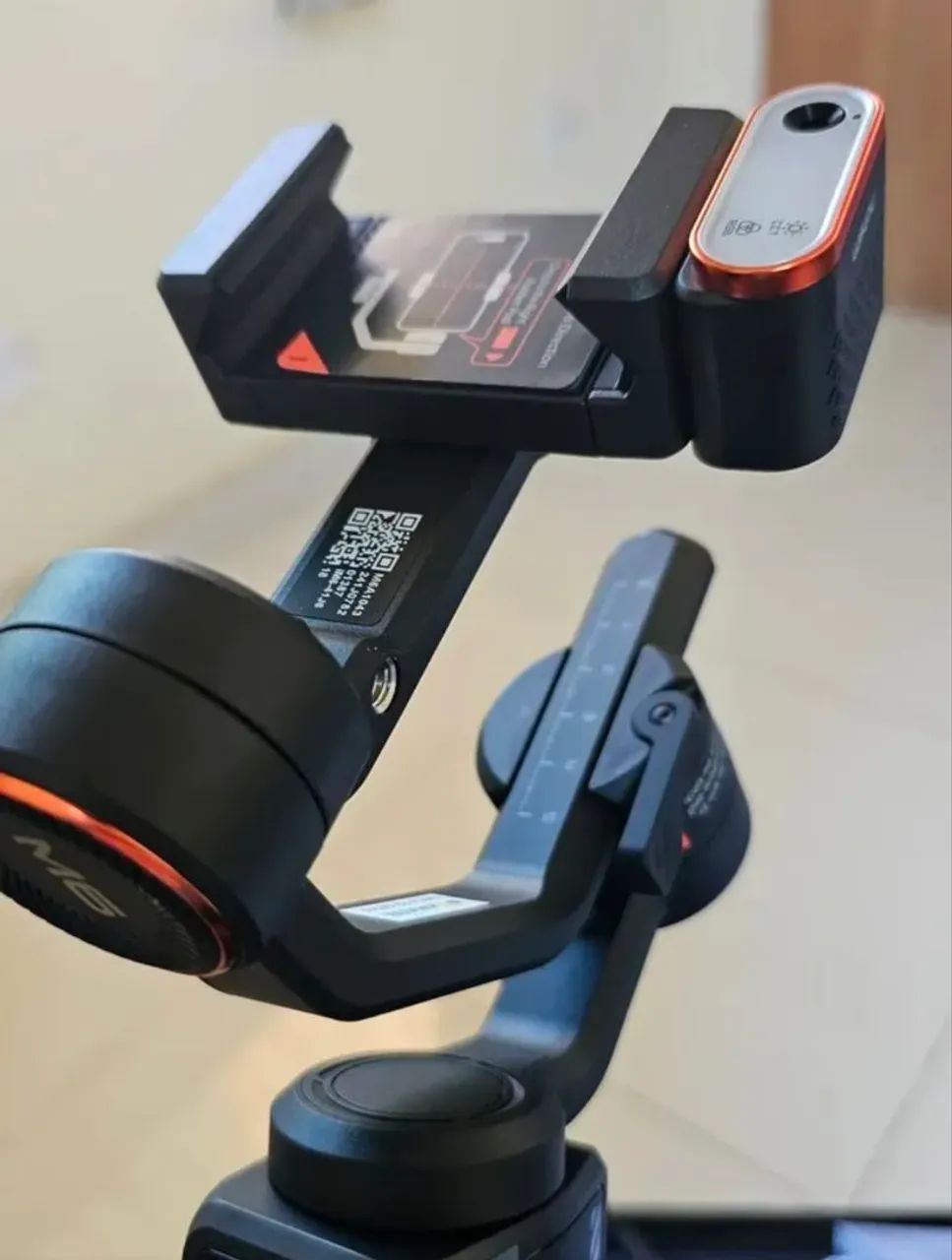 Hohem Estabilizador Gimbal Isteady M6  - Foto 2