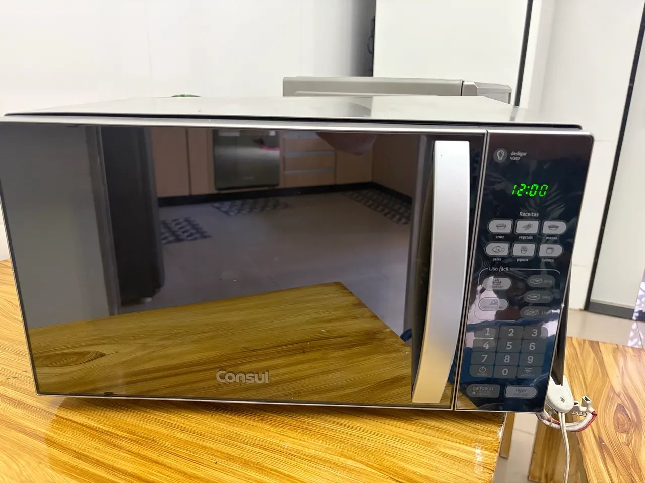 Microondas cônsul ( com defeito)