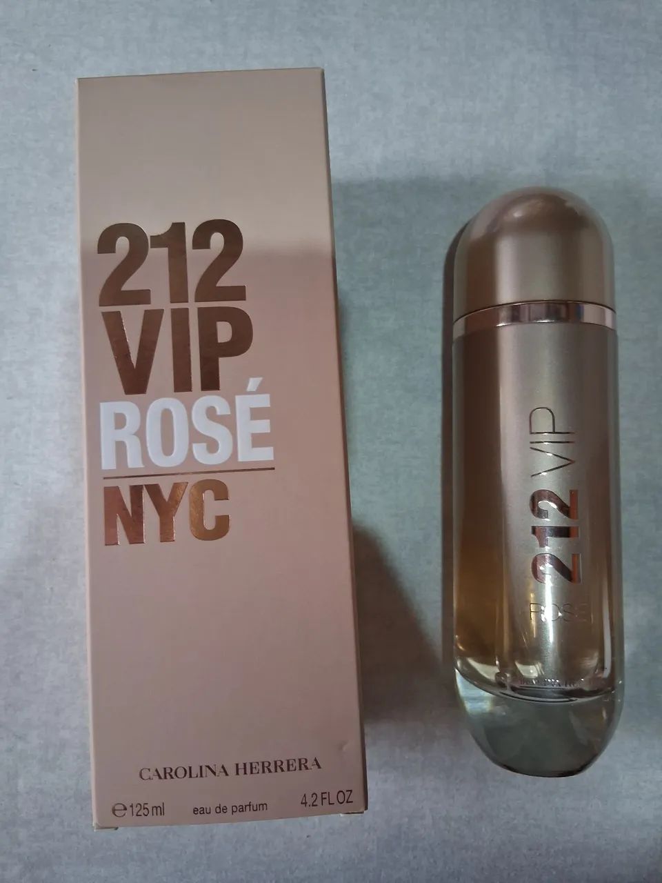 Perfume 212 vip rosé