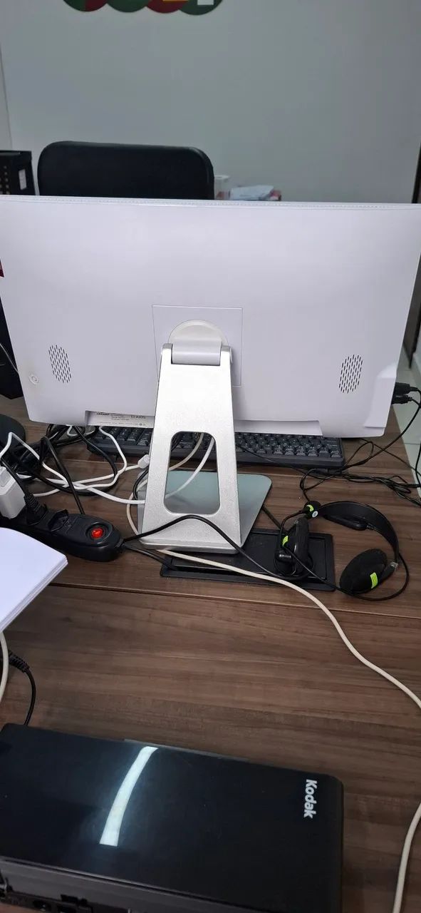 Computador All in One Intel i5  - Foto 3
