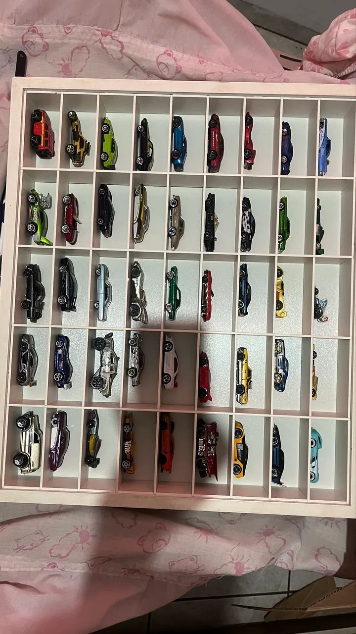 Lote 50 hot Wheels
