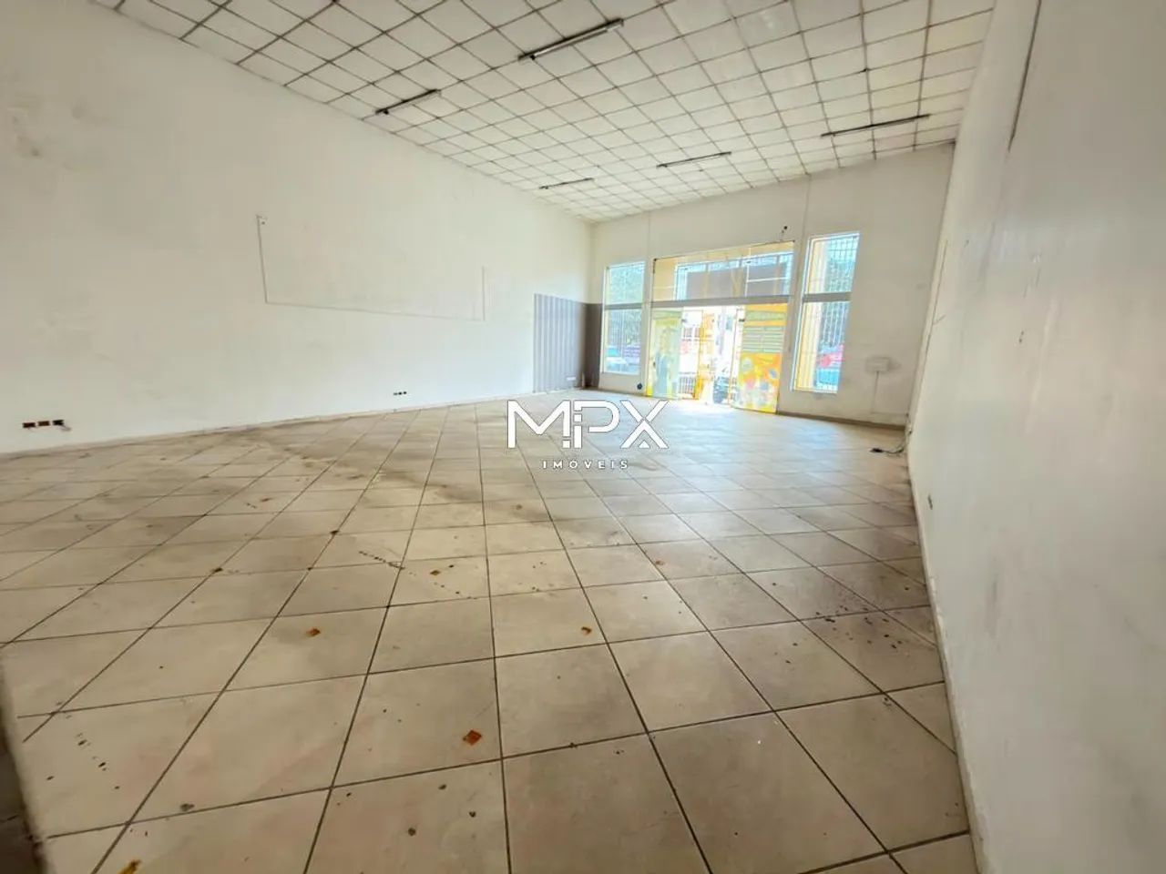 Salão para alugar no bairro Paulicéia em Piracicaba