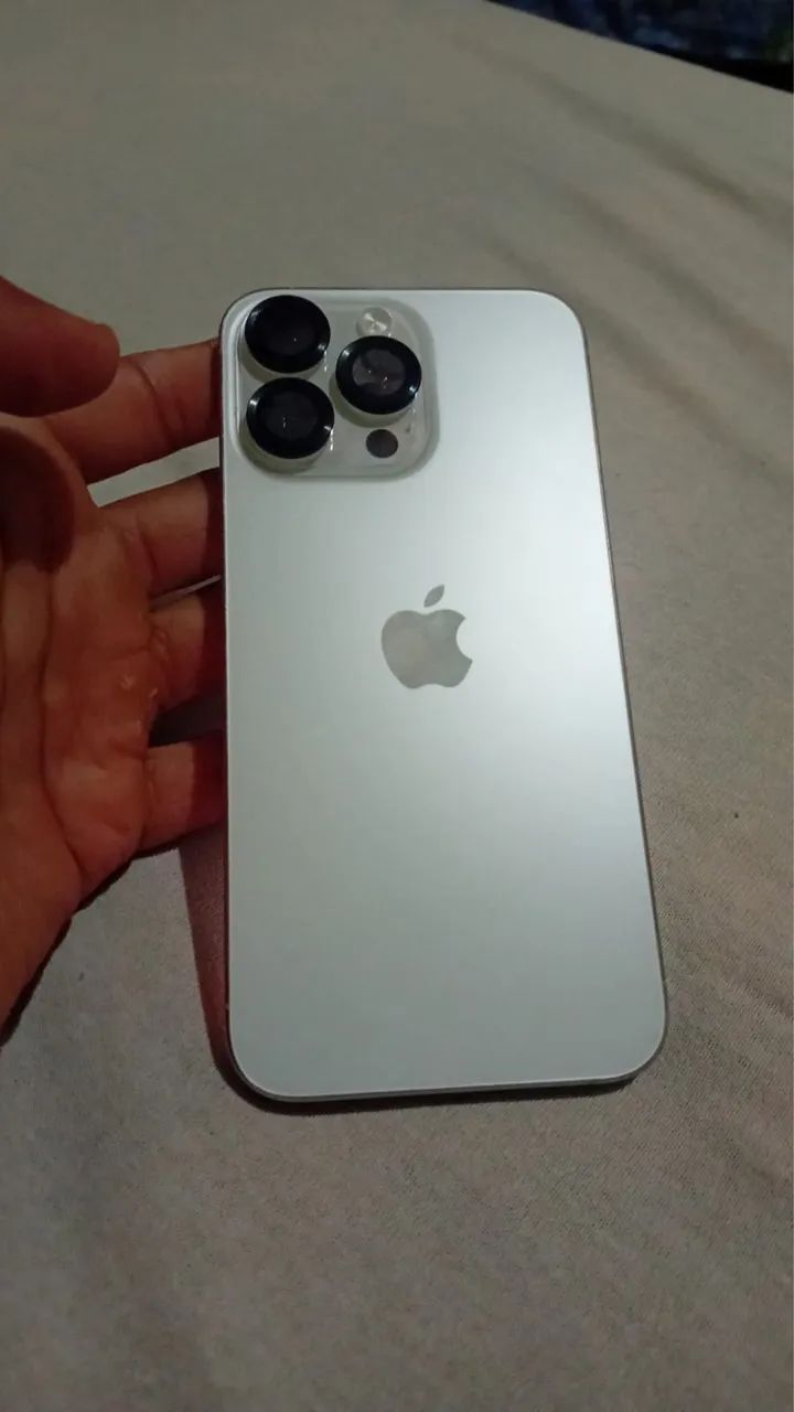 iPhone 15 pro max  - Foto 2