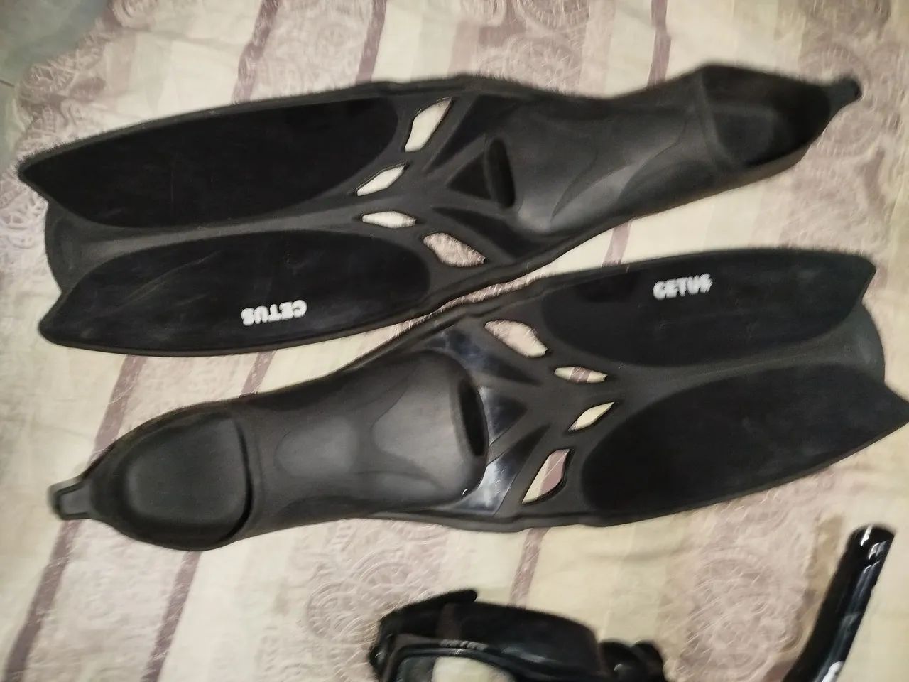 Pé de pato profissional Cetus Cobia Pro (kit completo) - Esportes ...
