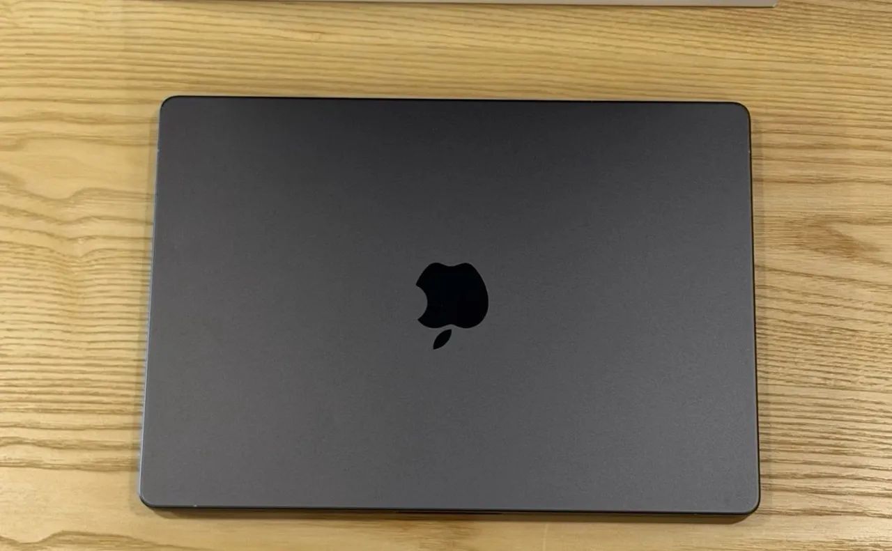 MacBook Pro M4 16gb 512gb - Foto 2