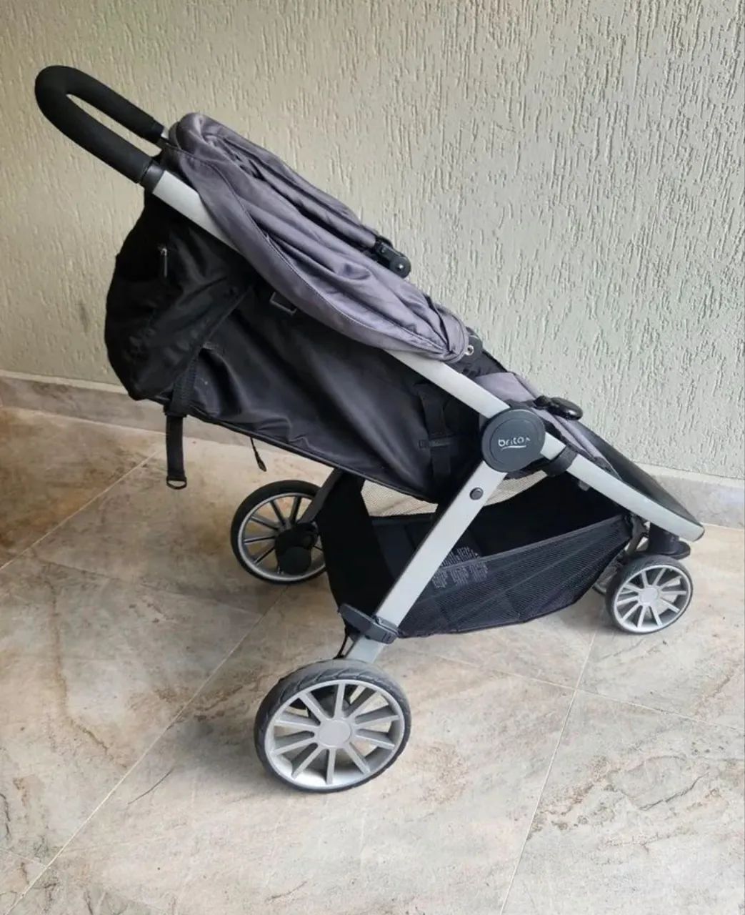 Carrinho de bebê Importado Britax com Bebê Conforto - Foto 5